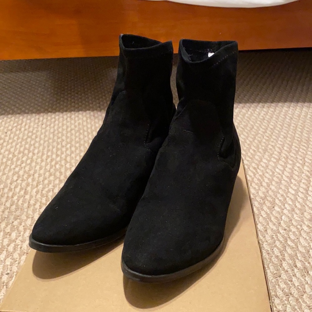 Pointed Heel Sock Booties